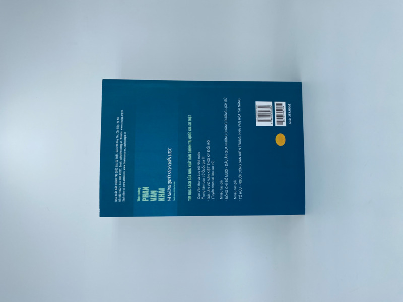 Thủ tướng Phan Văn Khải và những quyết sách chiến lược (Tuyển chọn tài liệu lưu trữ) (Xuất bản lần thứ hai)